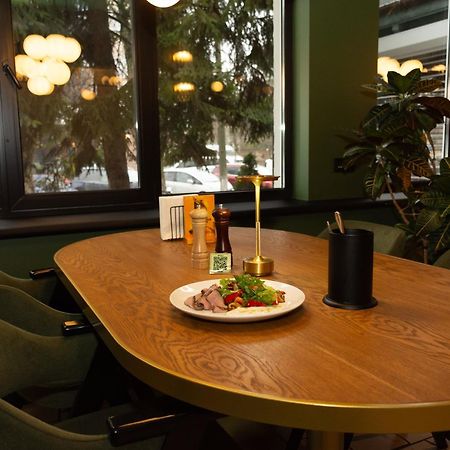 Kremin Hotel Krementjuk Eksteriør billede