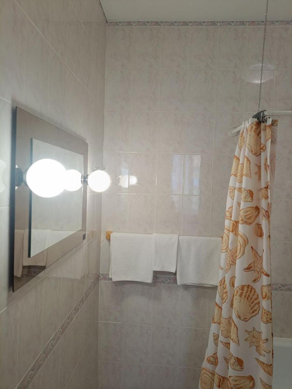Kremin Hotel Krementjuk Eksteriør billede