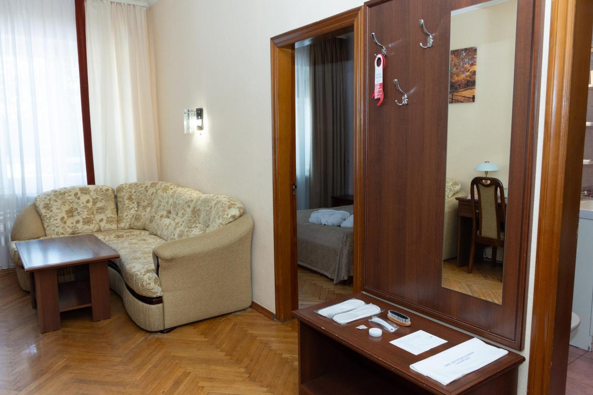 Kremin Hotel Krementjuk Eksteriør billede