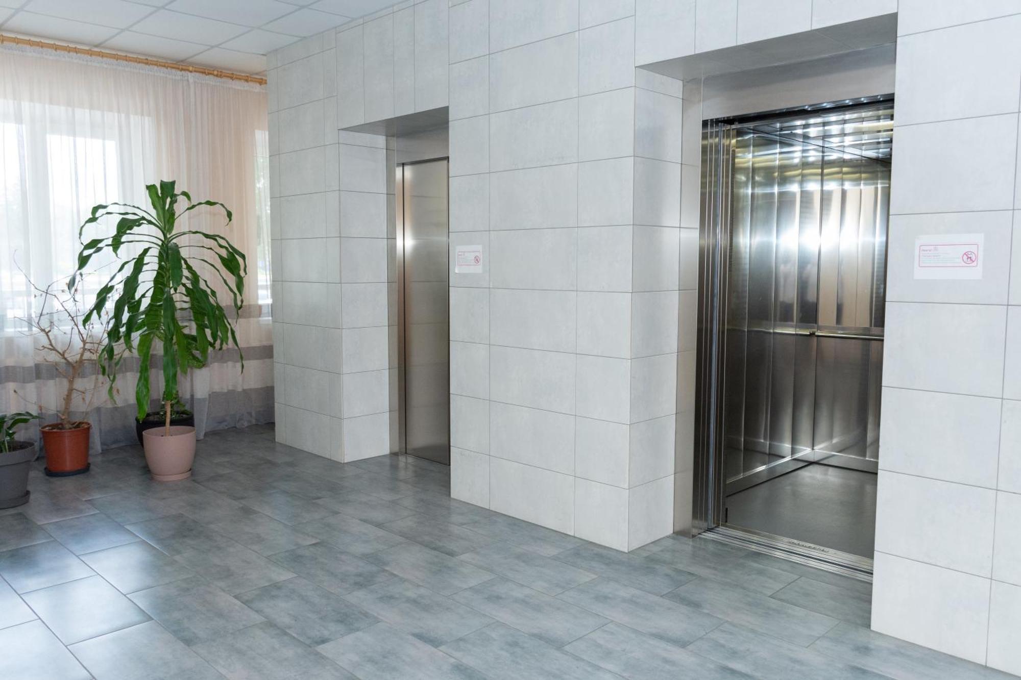 Kremin Hotel Krementjuk Eksteriør billede