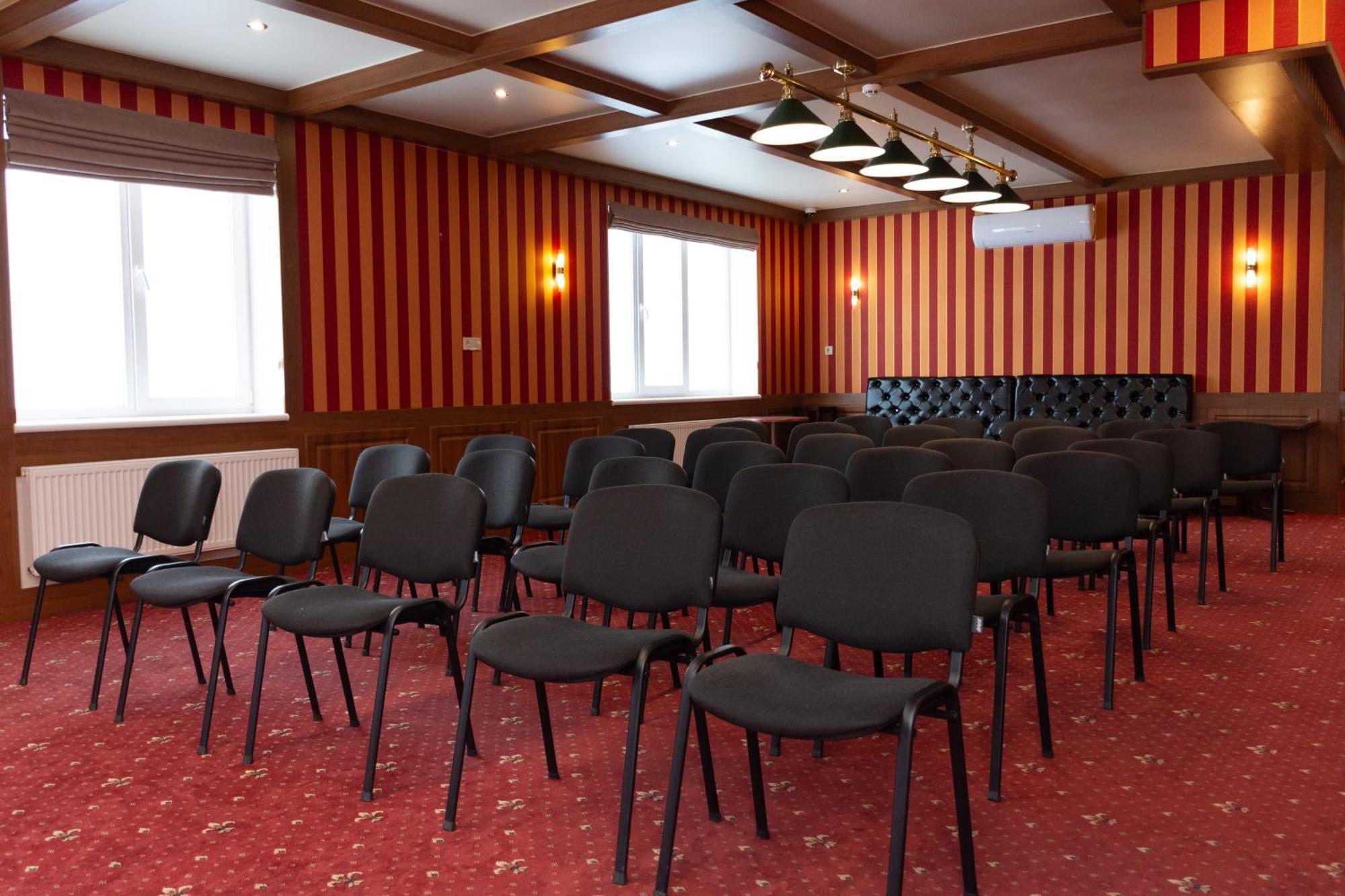 Kremin Hotel Krementjuk Eksteriør billede
