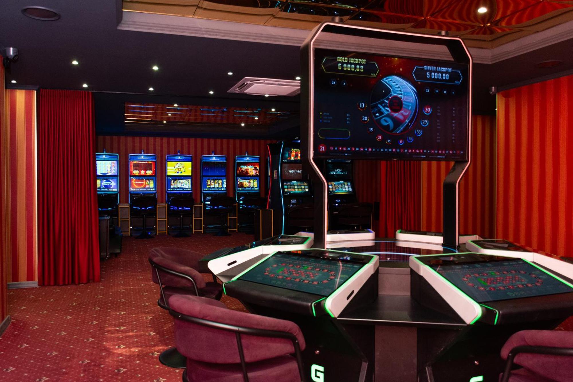 Kremin Hotel Krementjuk Eksteriør billede
