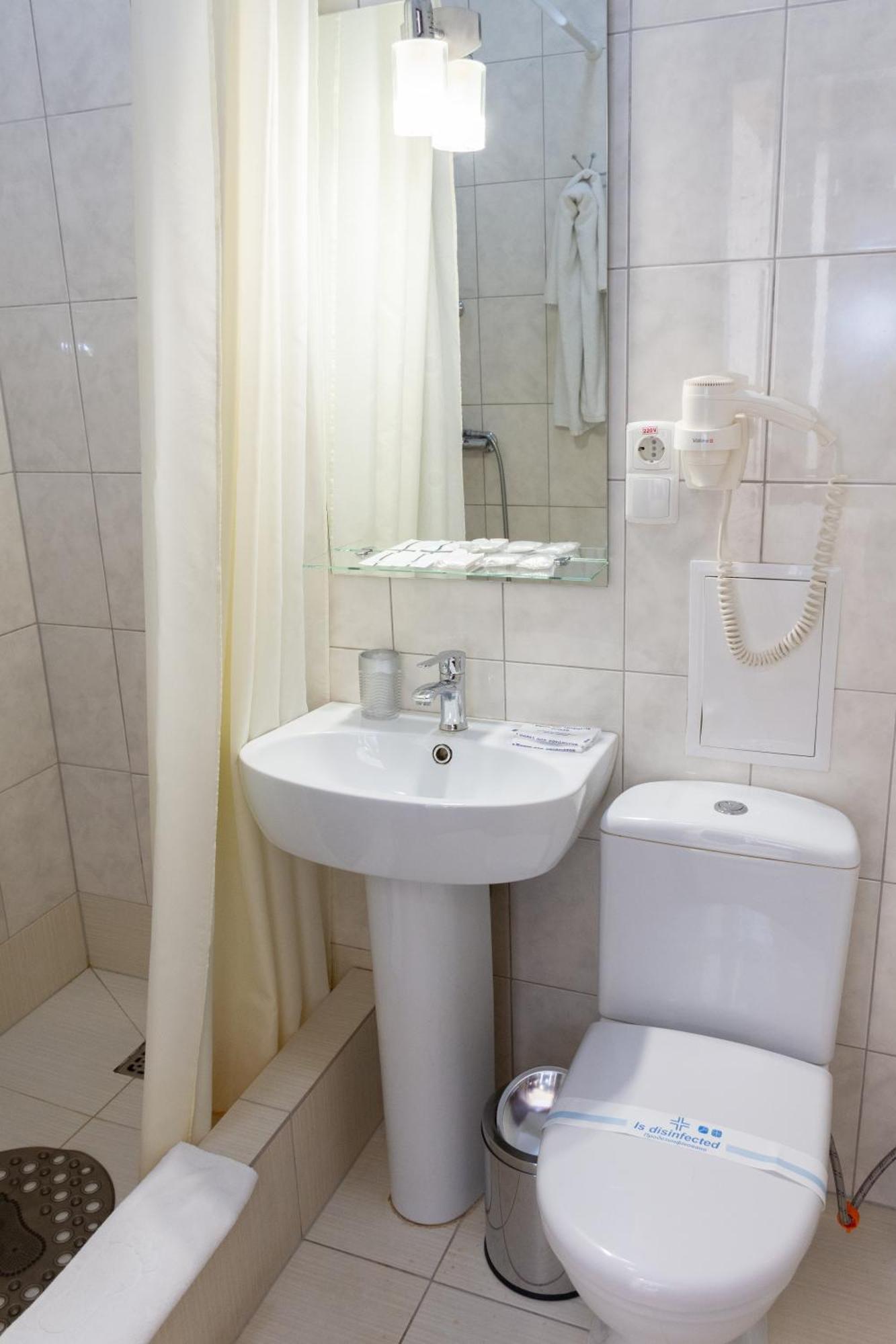 Kremin Hotel Krementjuk Eksteriør billede