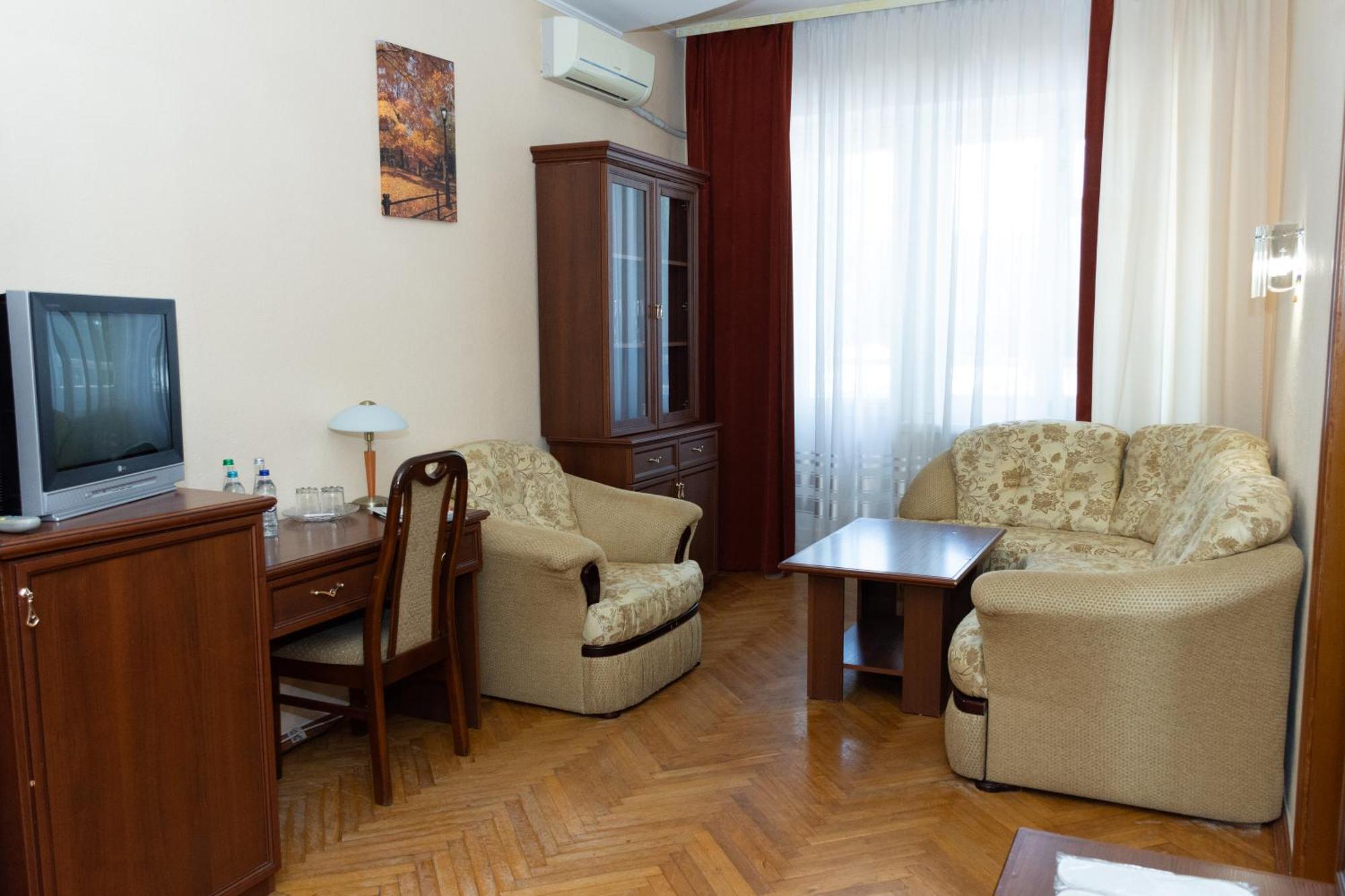 Kremin Hotel Krementjuk Eksteriør billede